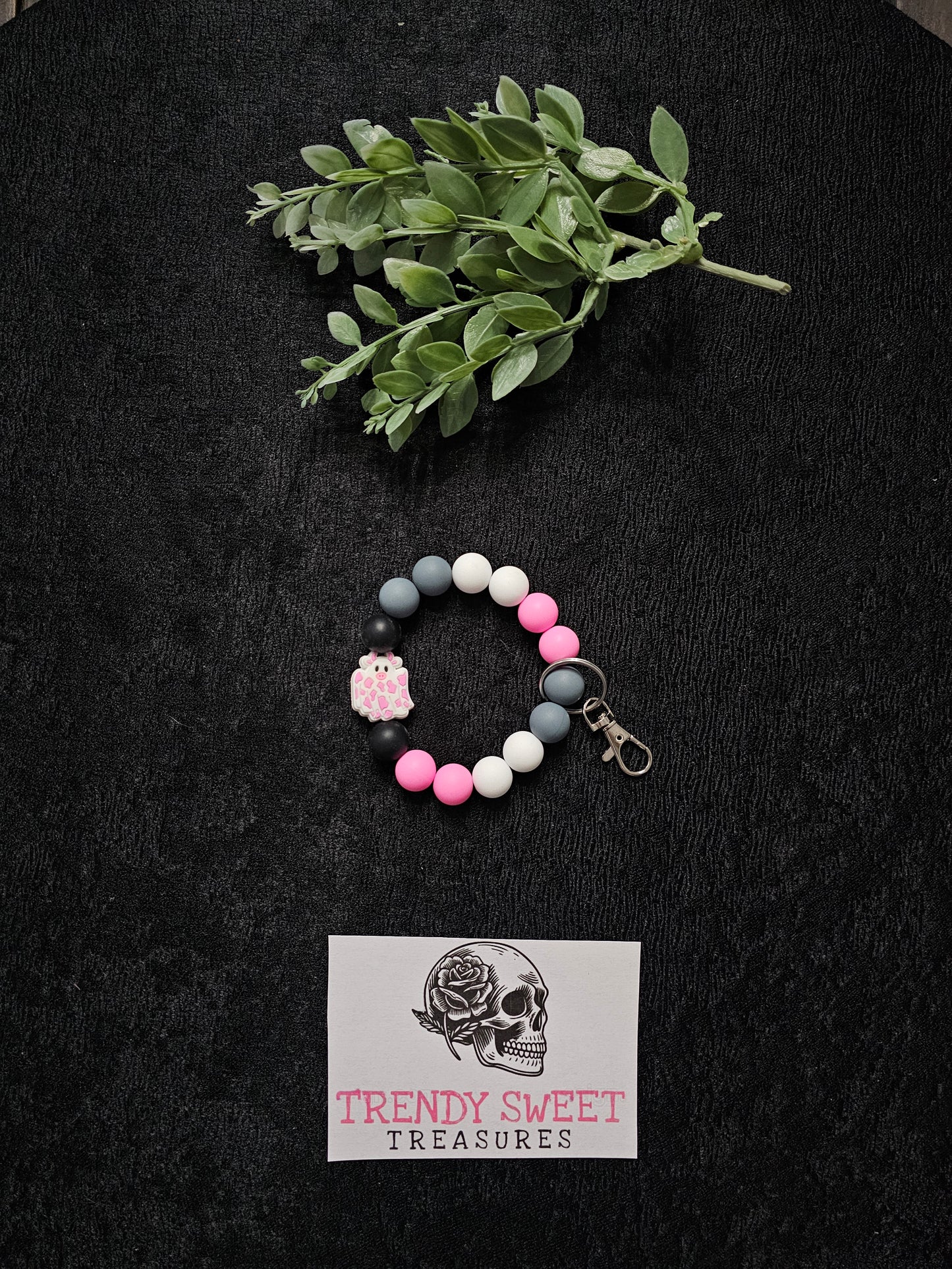 Cow Print Ghost Beaded Bracelet Keychain