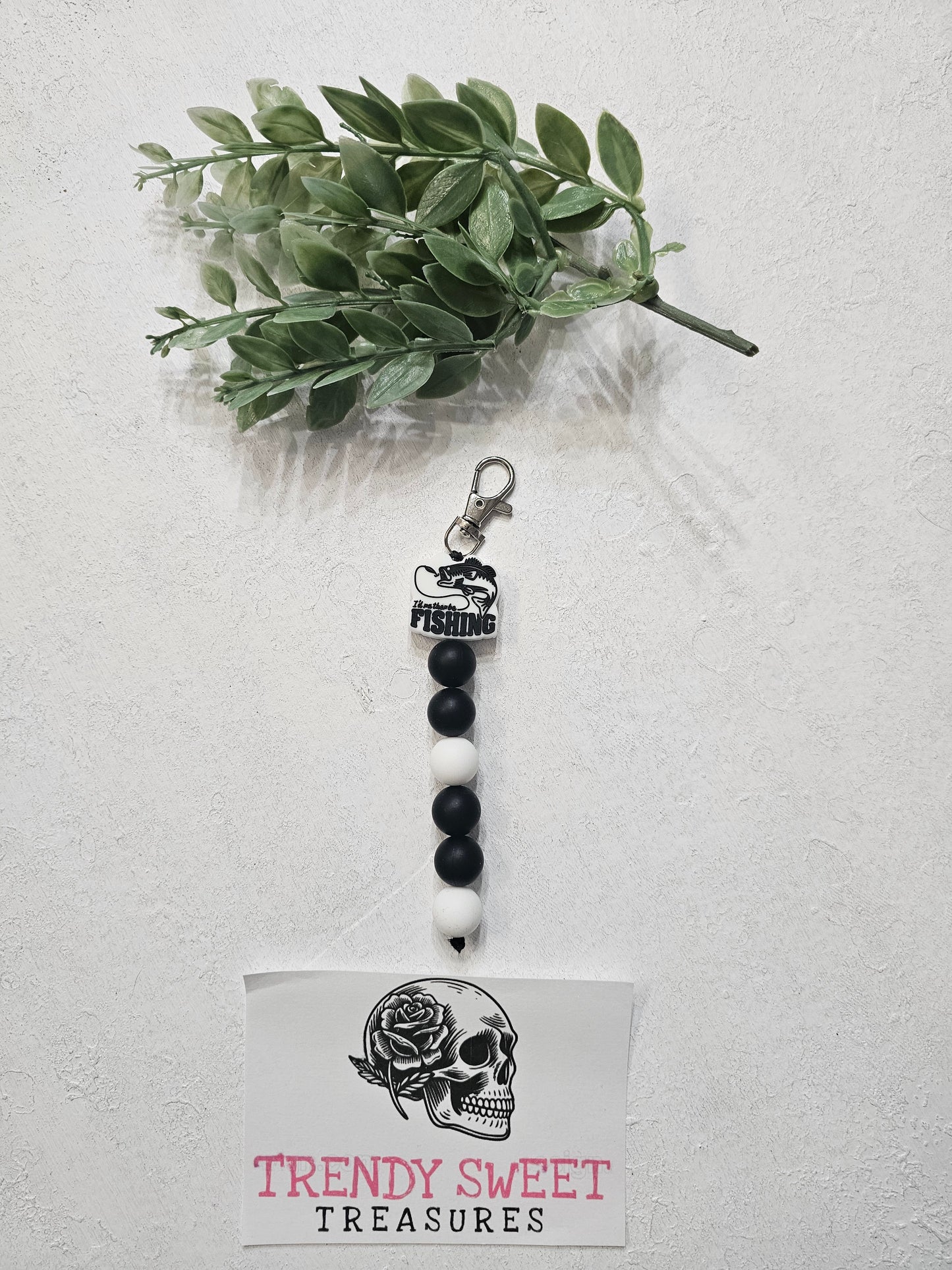 I'd Rather Be Fishing Dangle Bead Keychain