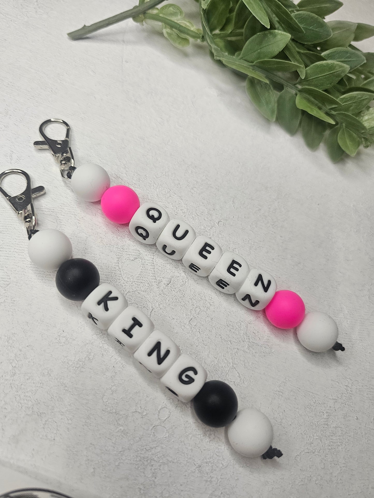 Queen/King Dangle Bead Keychain