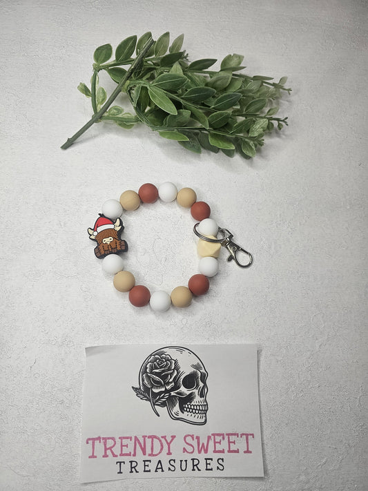 Dark Highland Cow Christmas Beaded Bracelet Keychain