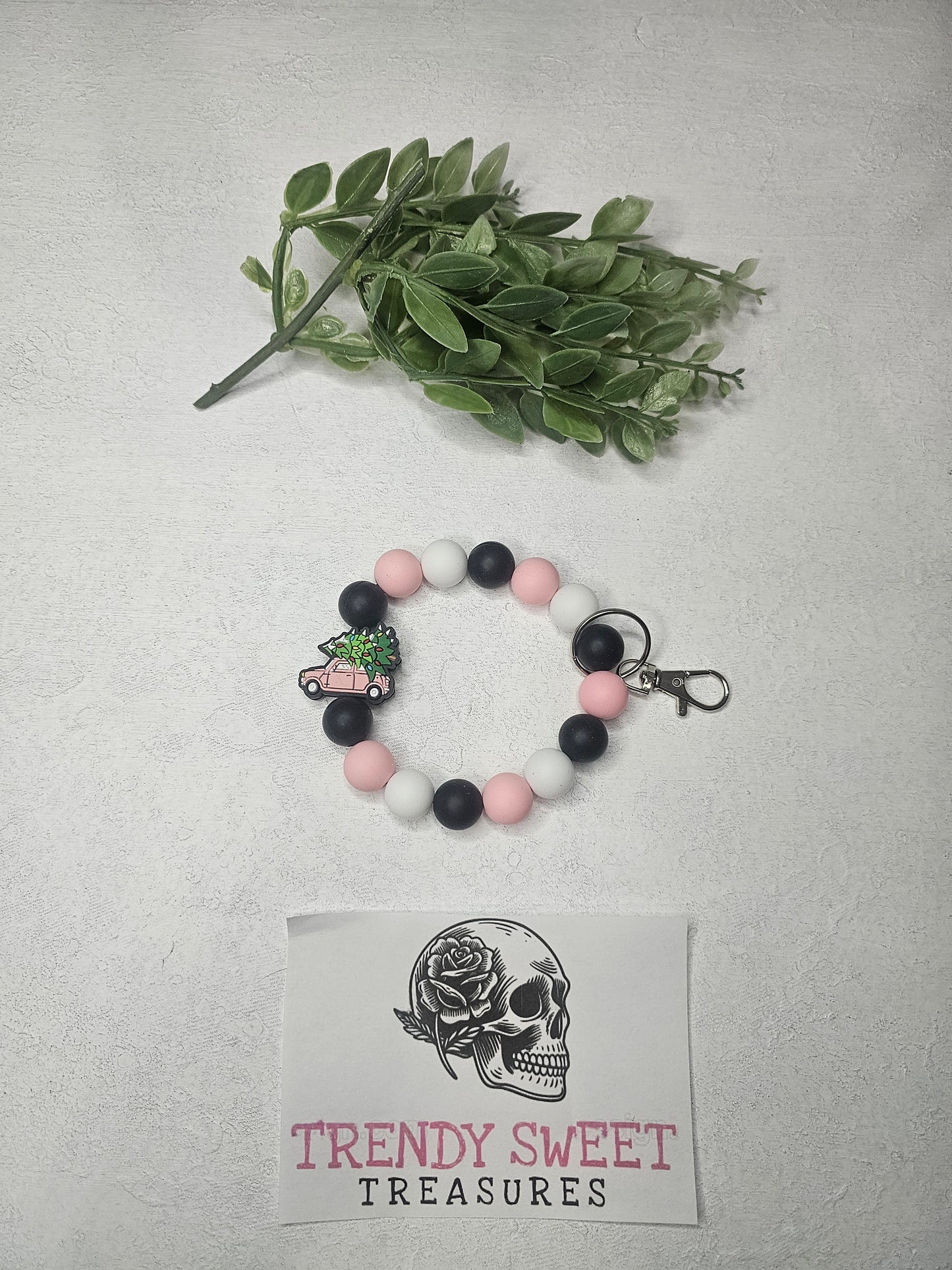 Christmas Pink Truck Tree Beaded Bracelet Keychain