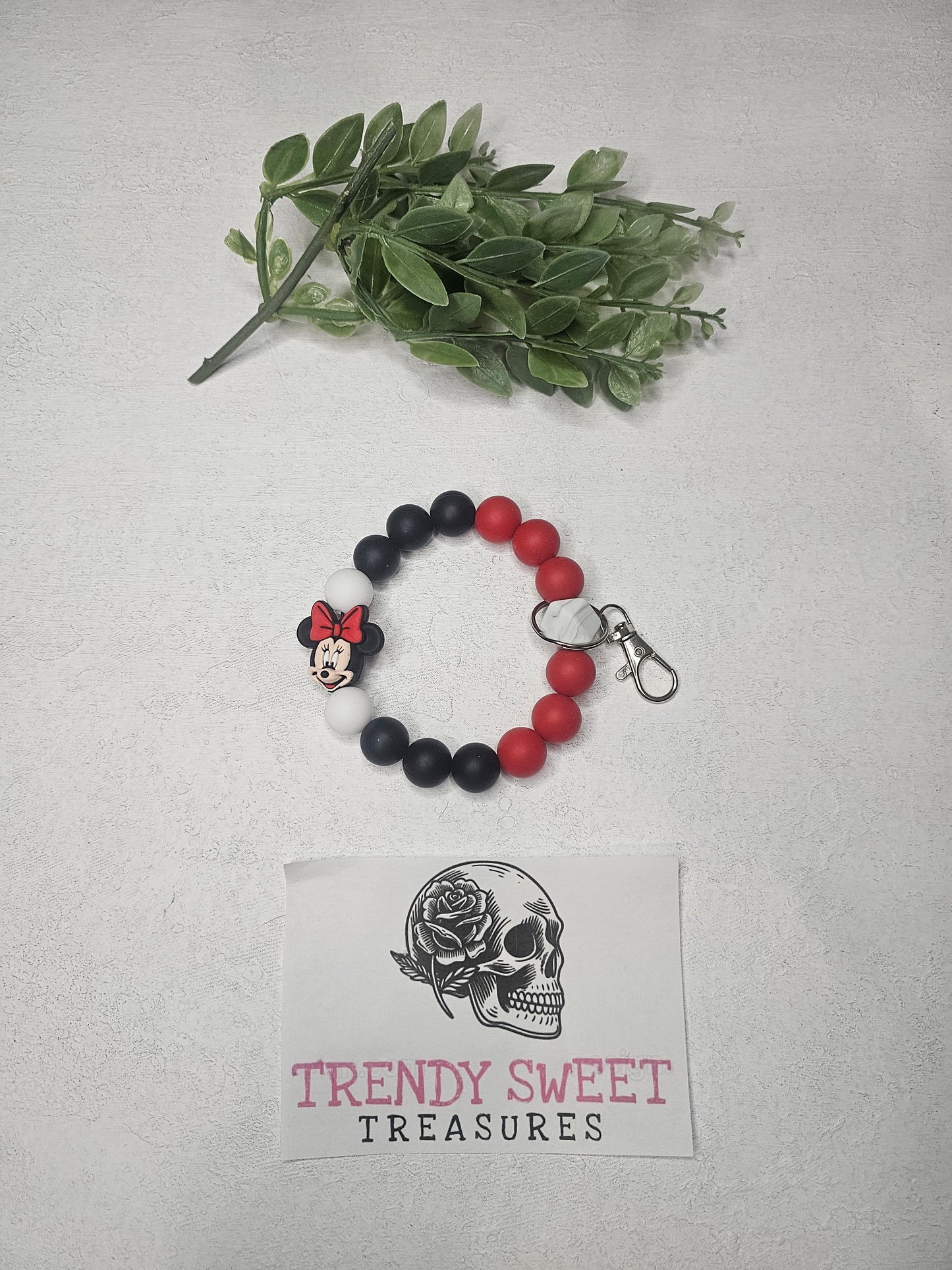 Minnie Mouse Beaded Bracelet Keychain